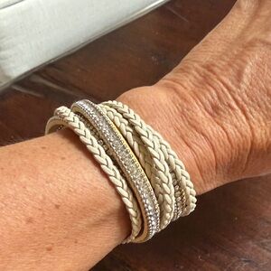 Elegant Braided Leather and Crystal Bracelet